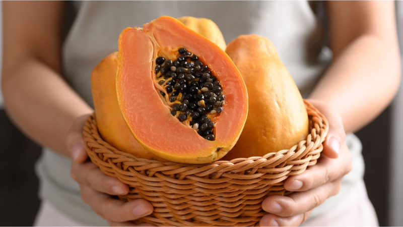 Ăn đu đủ vào buổi sáng khi bụng đói có thể giúp hệ tiêu hóa hoạt động hiệu quả hơn